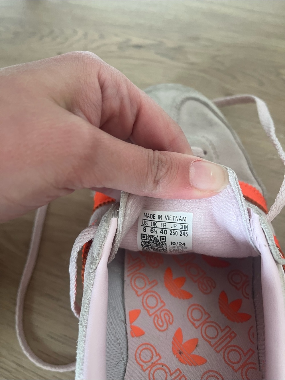 Adidas Spezial Shoes - Picture 6 of 6